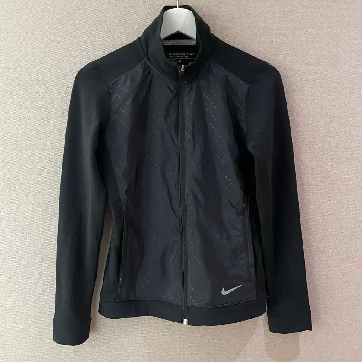 NIKE ナイキ ゴルフ 防風 ウィンドブレーカー 女性 S