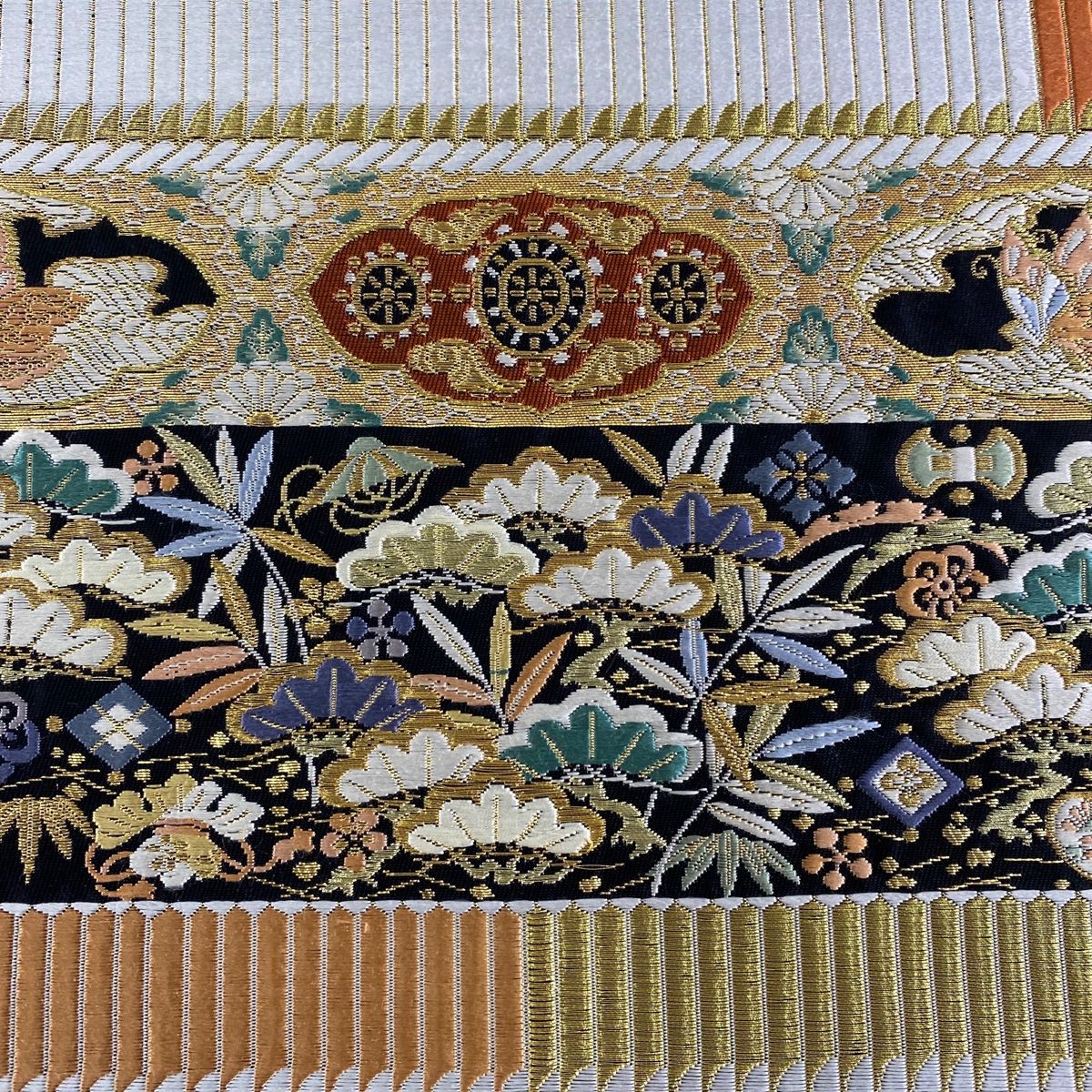 六通 鳥に唐草（袋帯 名品 六通 正絹 【中古】（袋帯 名品 六通