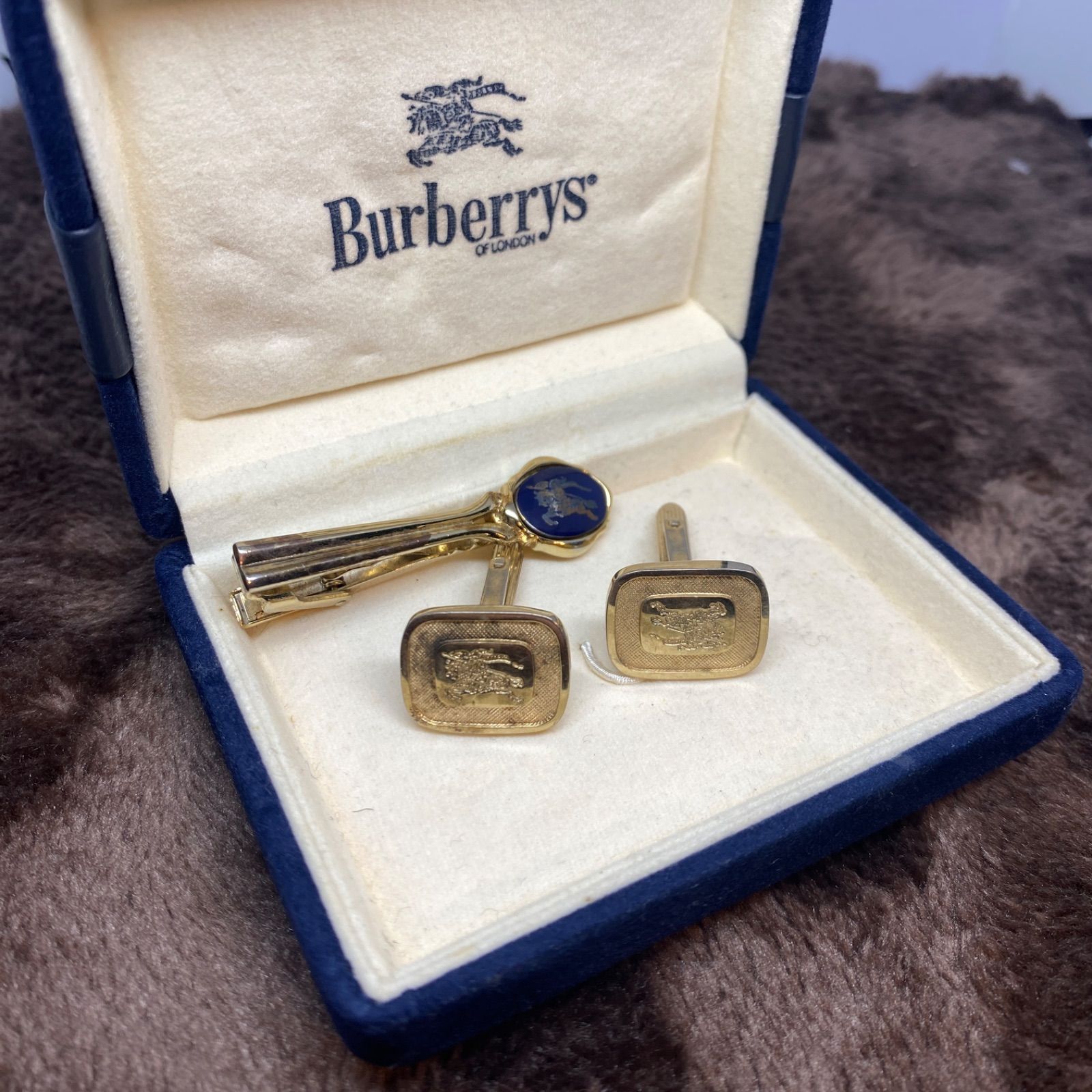 バーバリー・ネクタイピン・カフスセット・シルバー925 BURBERRYバーバリーネクタイピンカフスセット 素材シルバー925
