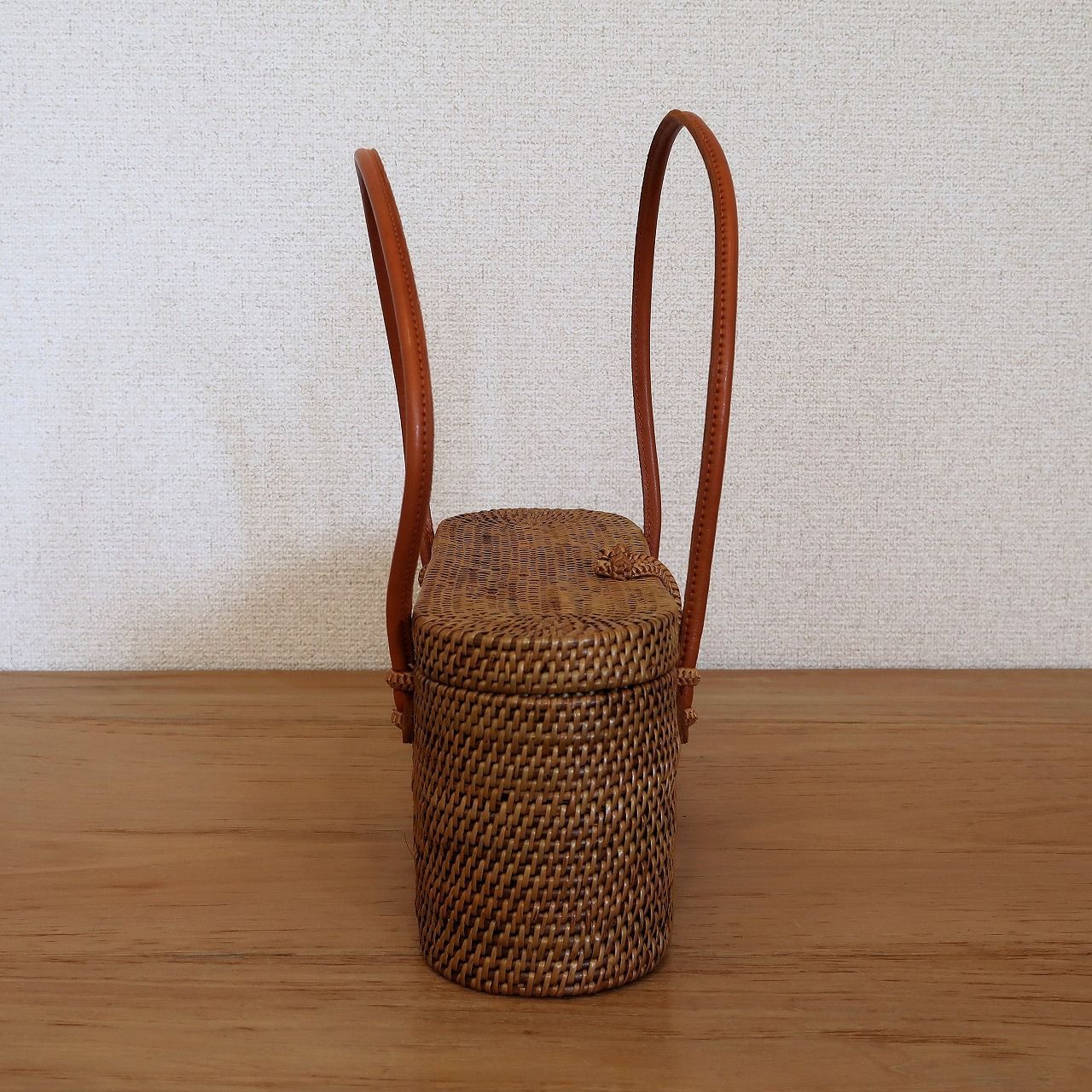 アタバッグ 蓋つき オーバル ナチュラル 29X9X11 カゴバッグ