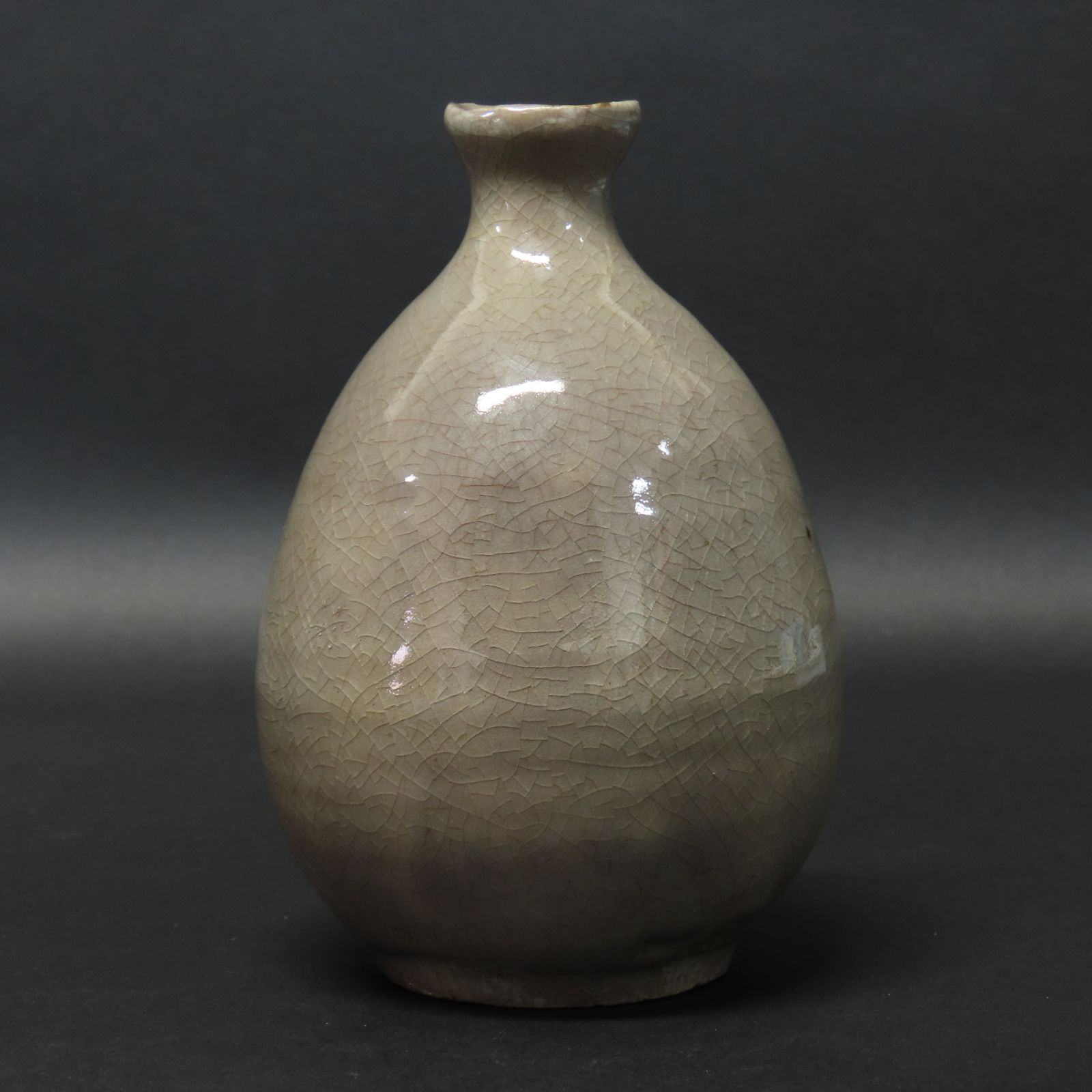 金重素山作　粉引　徳利　共箱　酒器 0191 美品 金重素山 鶴山窯 粉引徳利 酒器 真作保証 在銘 共箱