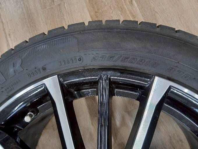 ホイール×スタッドレスタイヤ