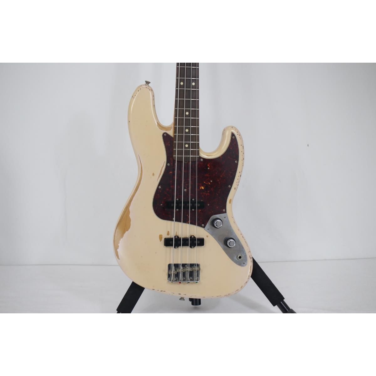 FENDER FLEA JAZZ BASS ROAD WORN - メルカリ