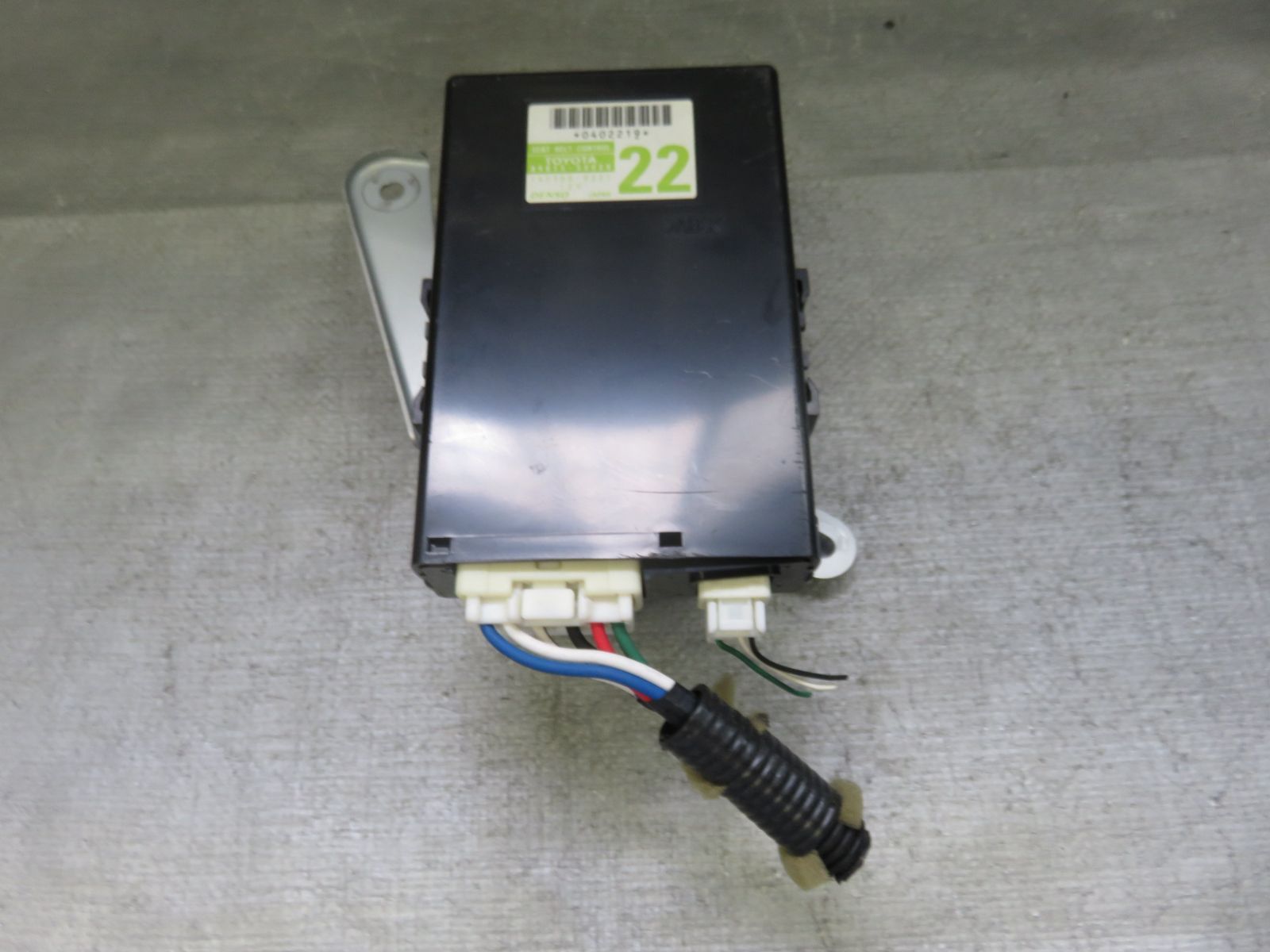 ADDZEST EA-1155A-A AUX入力ボックス EA-1155A-A ADDZEST(アゼスト)の車載キット・アダプターの口コミ