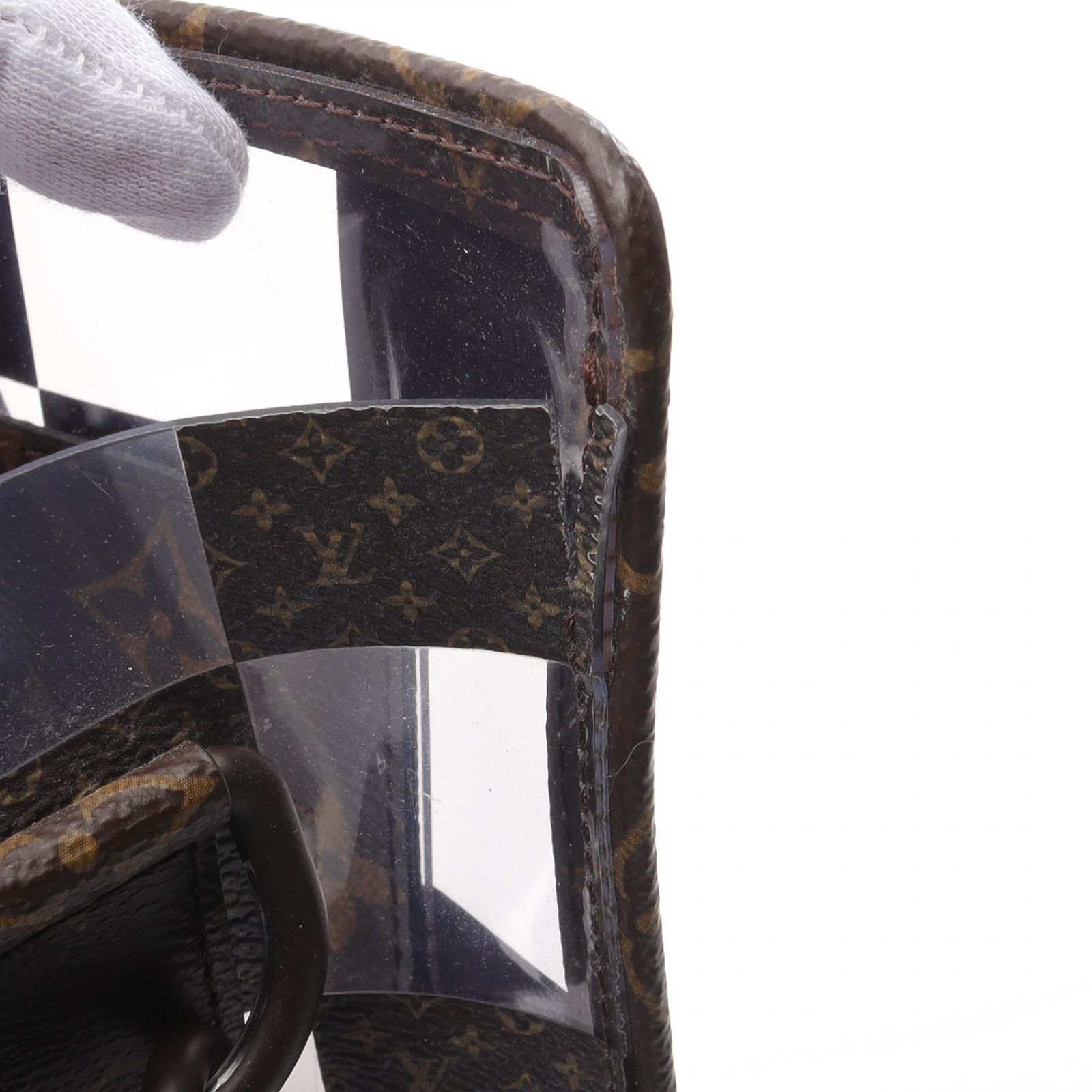 VUITTON