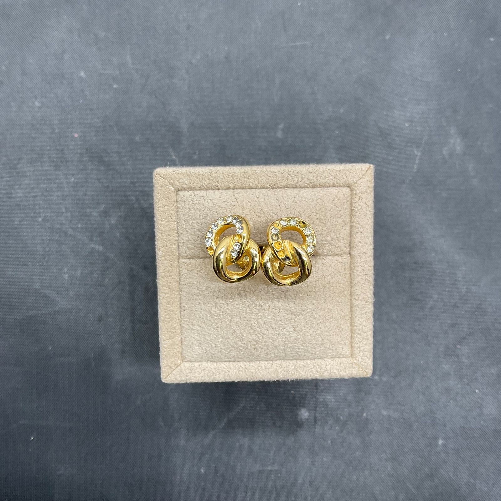 クリスチャンディオール イヤリング B25082189