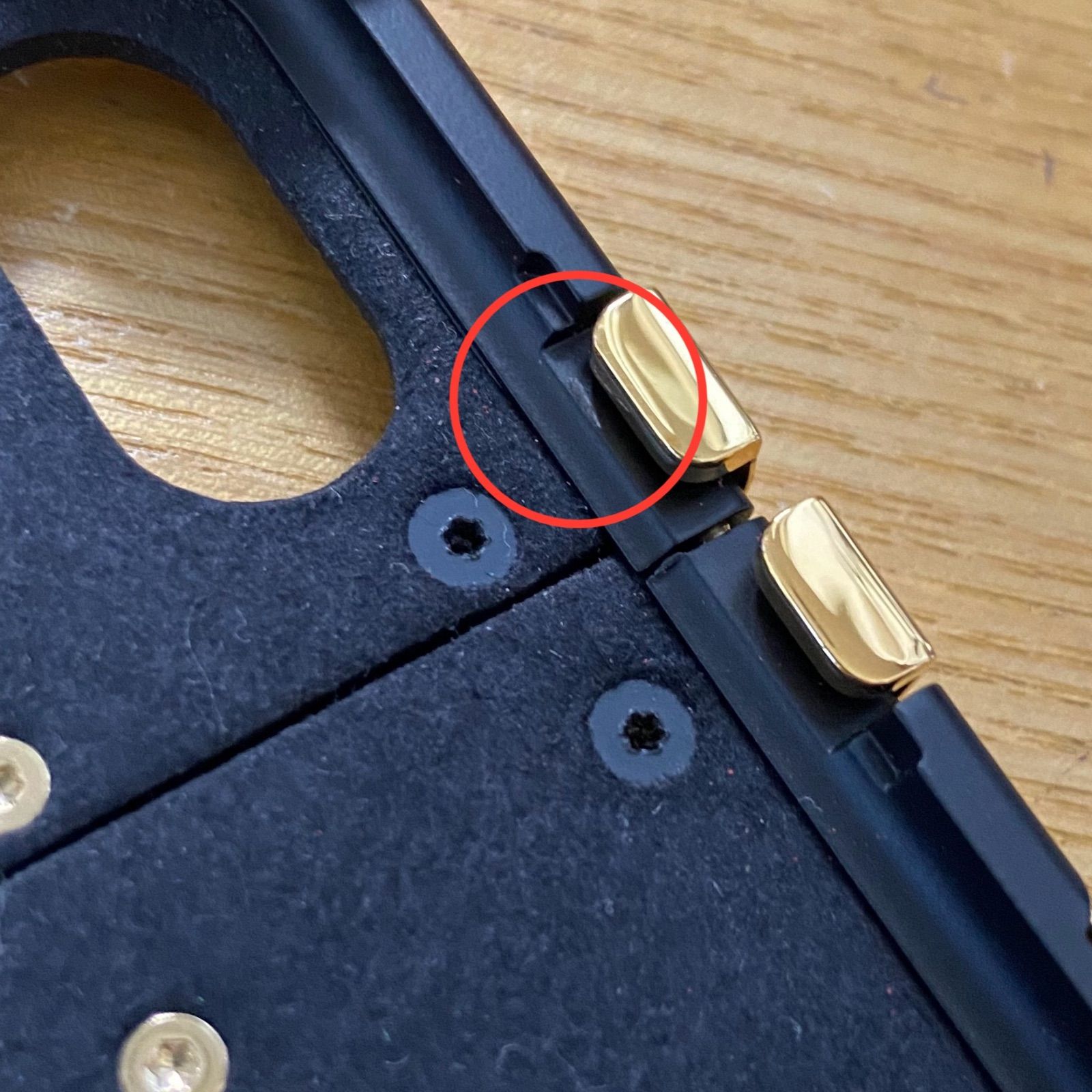 ブラウン ブラック