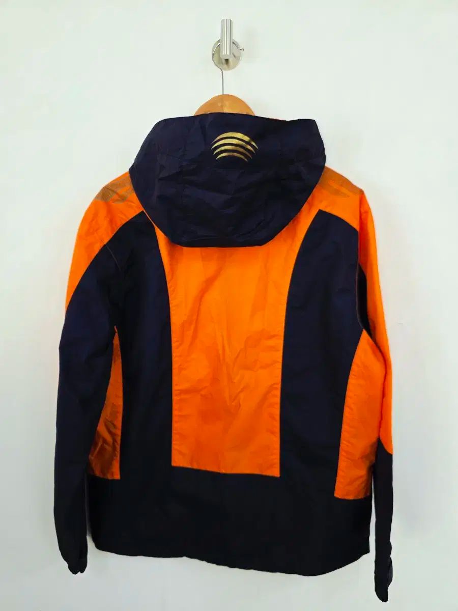 105 BLACK