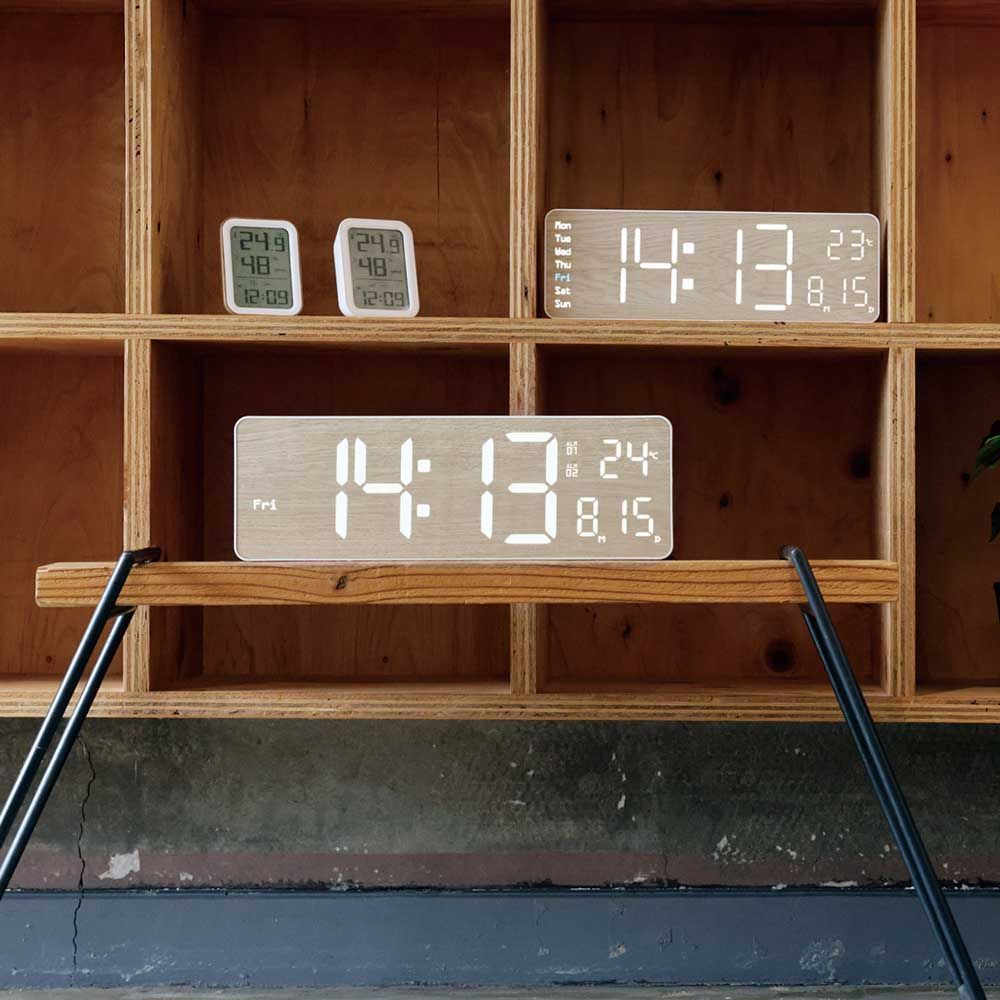 置時計 置き掛け兼用 SLOWER LED Wi-Fi クロック Camino カミーノ ホワイト ウッド SLW429 wifi AC USB アダプター付 NEXPOTALLINN_EU