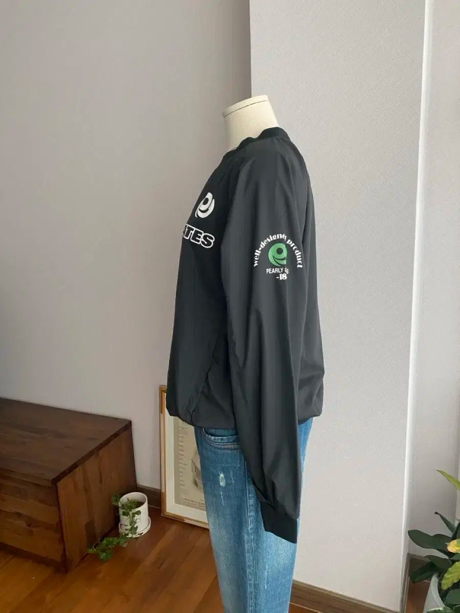 ウィンドブレーカー