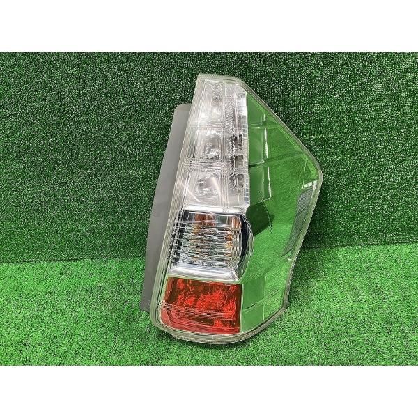 プリウスα ZVW40W 右テールランプ・テールライト G 7人 スタンレー 47  
