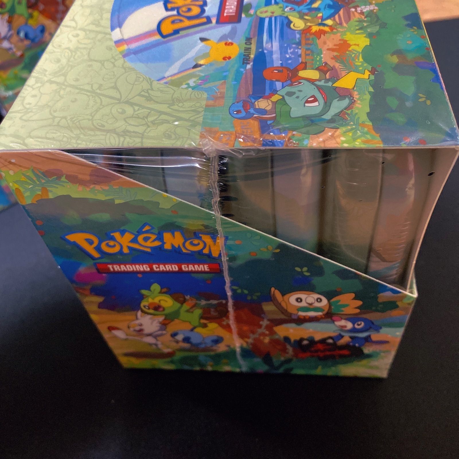 海外 ポケモンカード25th mini tins