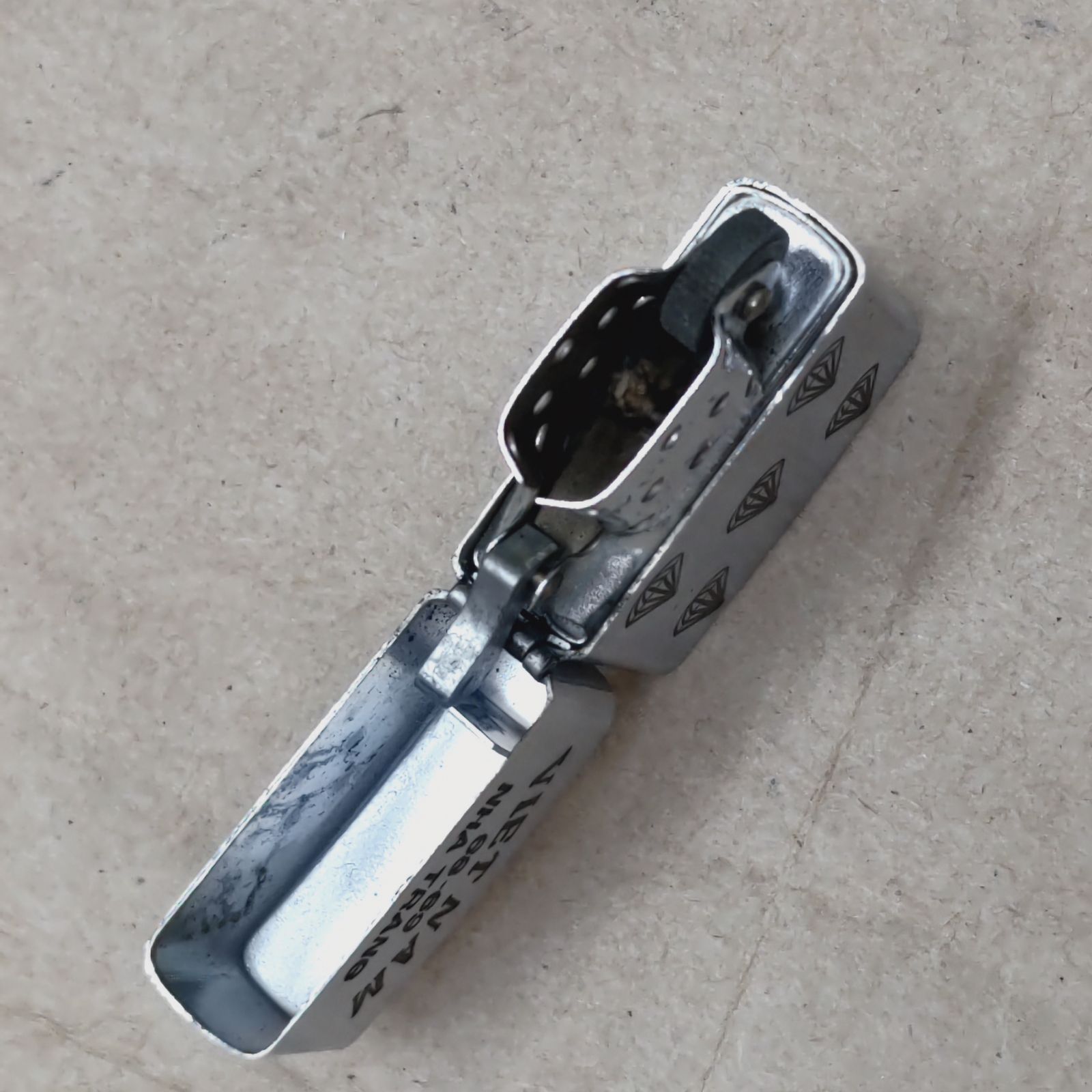 ・Hans Clodhopper・１９６８年・高さ１８cm・ Cop・ S91391 Zippoジッポ VIETNAM 68-69 パラシュート章 ヴィンテージ