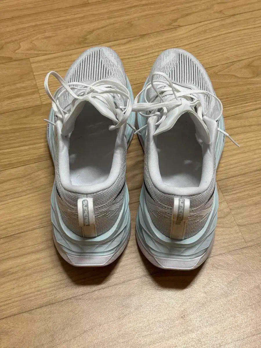 Asics(アシックス) スーパーブラスト 2 280mm - メルカリ