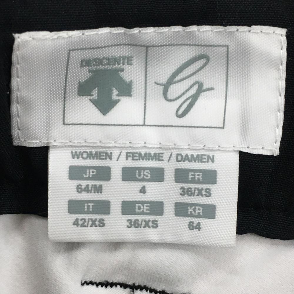 DESCENTE - 【美品】デサントゴルフ スカート 白 ロゴ黒 内側インナーパンツ 中田英寿  レディース 64/M ゴルフウェア DESCENTE 美品】デサントゴルフ スカート 白 ロゴ黒 内側インナーパンツ