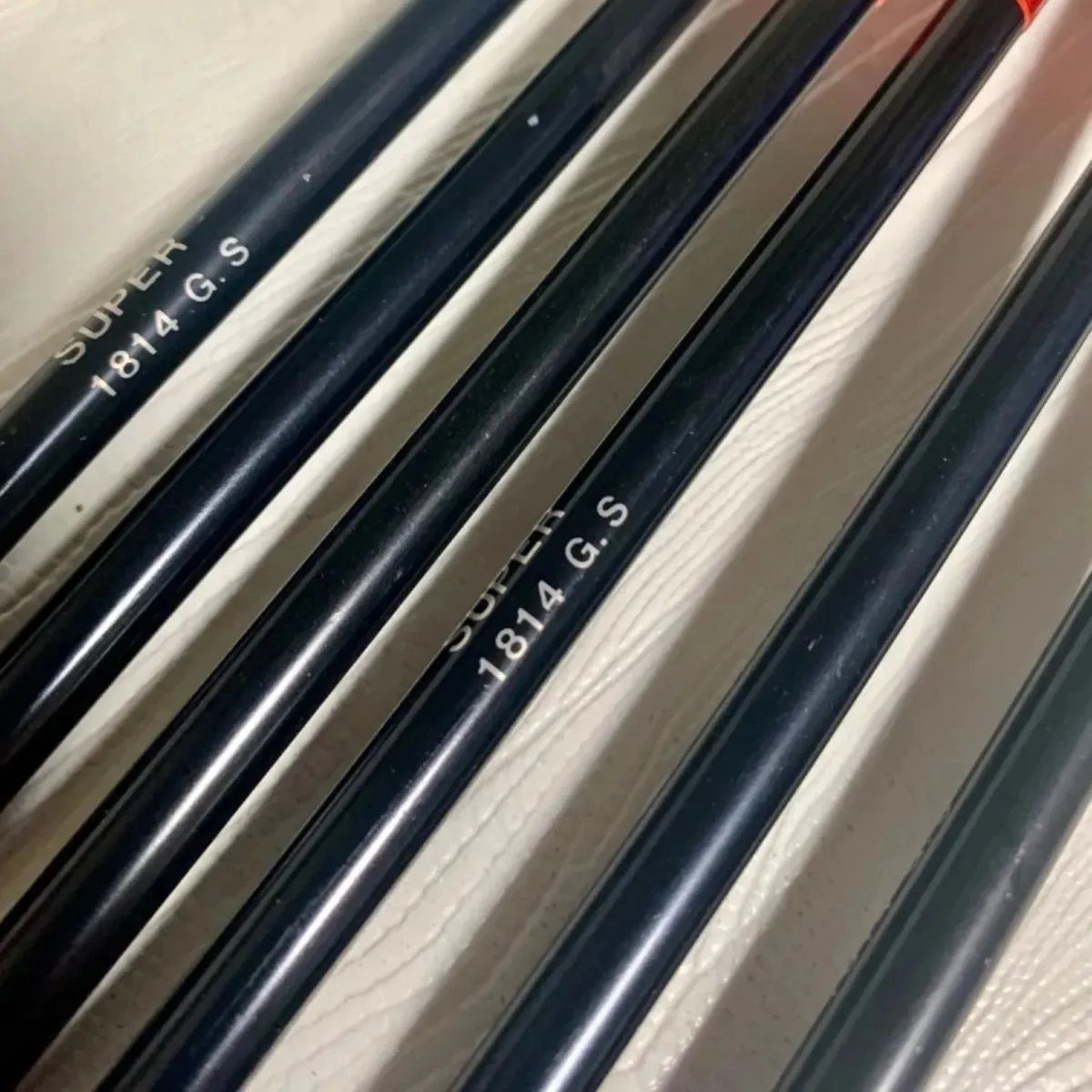 激 スーパー1814黒シャフト 黒手羽 6矢