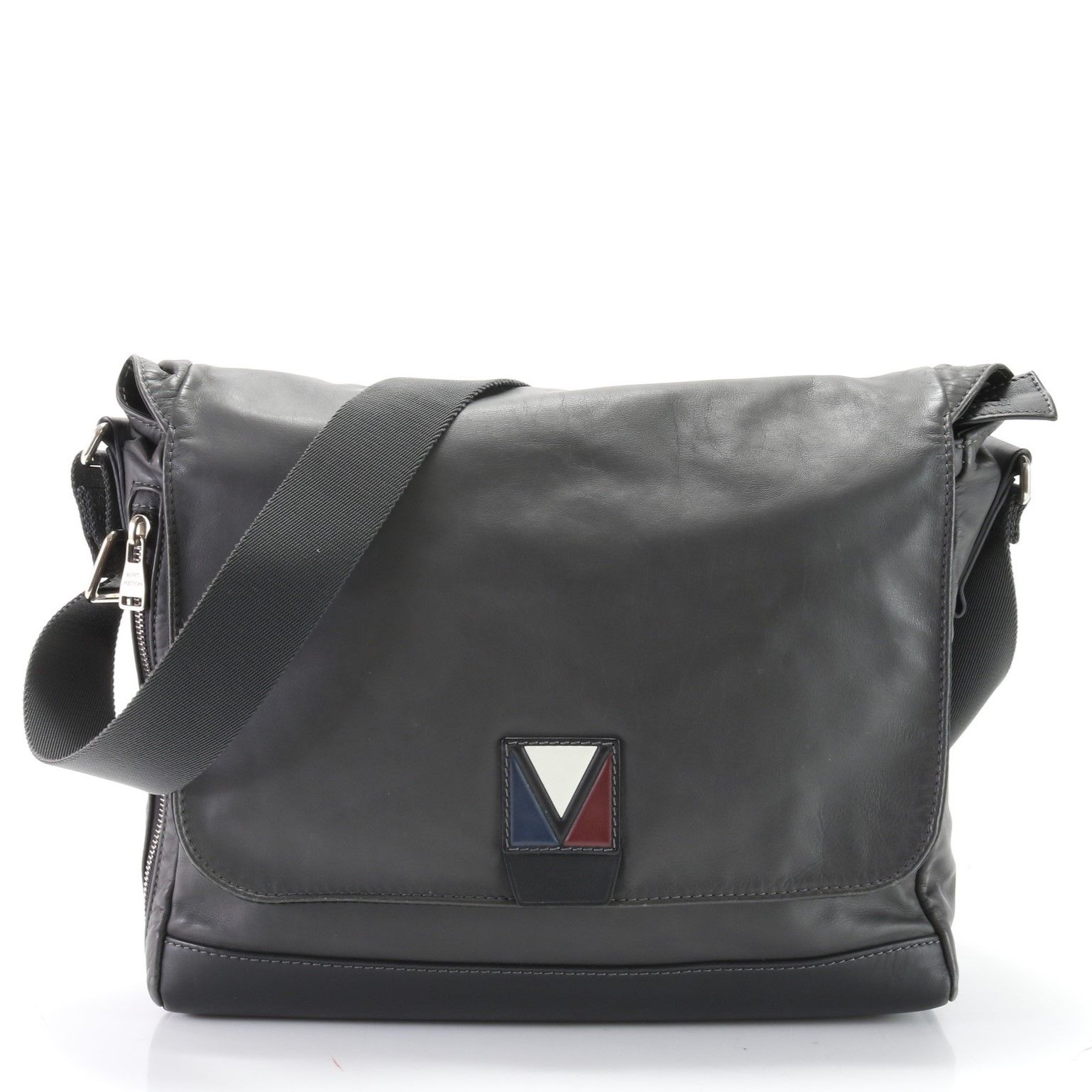 美品 ルイヴィトン Vライン クロス M50443 レザー ショルダーバッグ