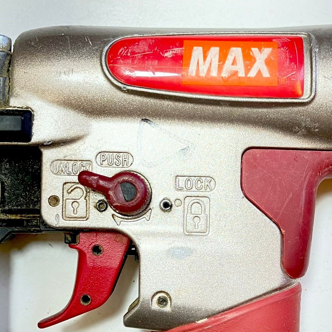 MAX スーパーネイラ HA-50P1/P50F3 15mm～50mm ピンネイラ 高圧 釘打機 