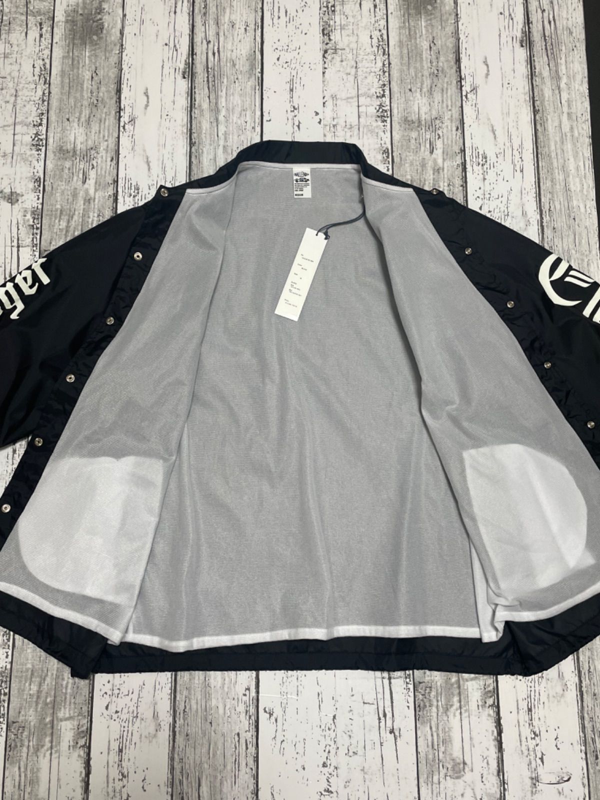 新品未使用 CHALLENGER×VLACK COACH JACKET VLACK15周年 コーチ 新品未使用 CHALLENGER×VLACK COACH JACKET VLACK15周年 コーチ