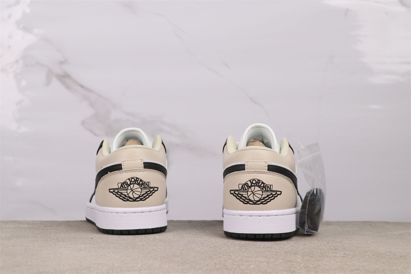 新商品が続々！ 今日 Air Jordan 553558-153 ホワイトライトブラウン 夏セール開催中！