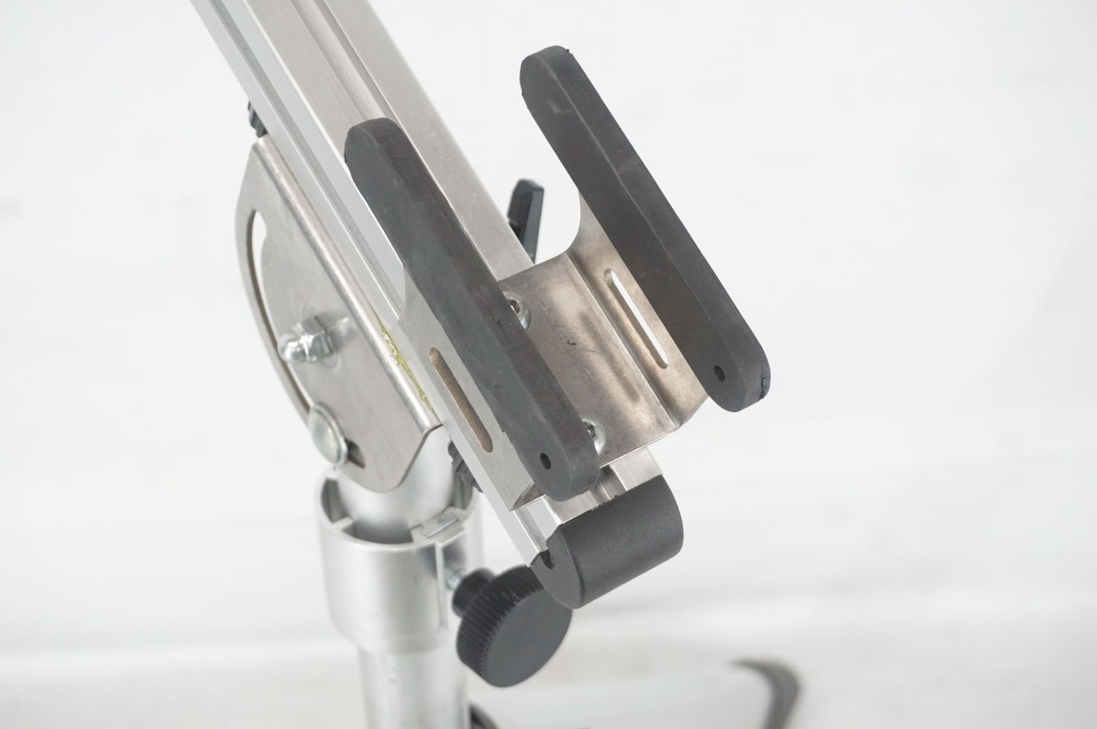 ミノウラ メンテナンススタンド RS-1800 MINOURA 「ミノウラ」 RS-1800