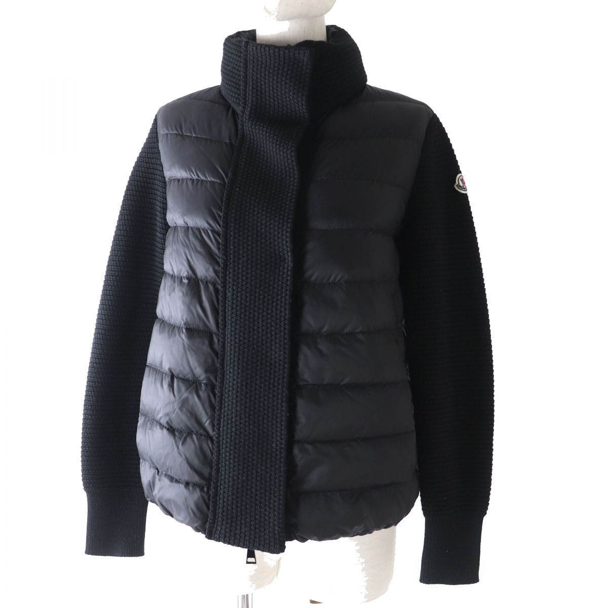 【美品】 MONCLER モンクレールダウンニット切り替えジャケット黒S 中古・古着通販】MONCLER (モンクレール) ニット切替ダウンジャケット