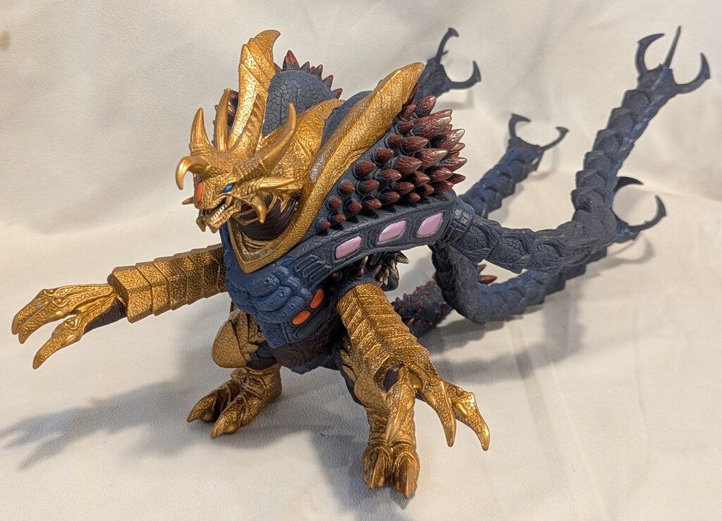 メビウスインフィニティー＆Ｕキラーザウルスセットスペシャルカラーバージョン Amazon.co.jp: ウルトラマンメビウス メビウスインフィニティー＆ U