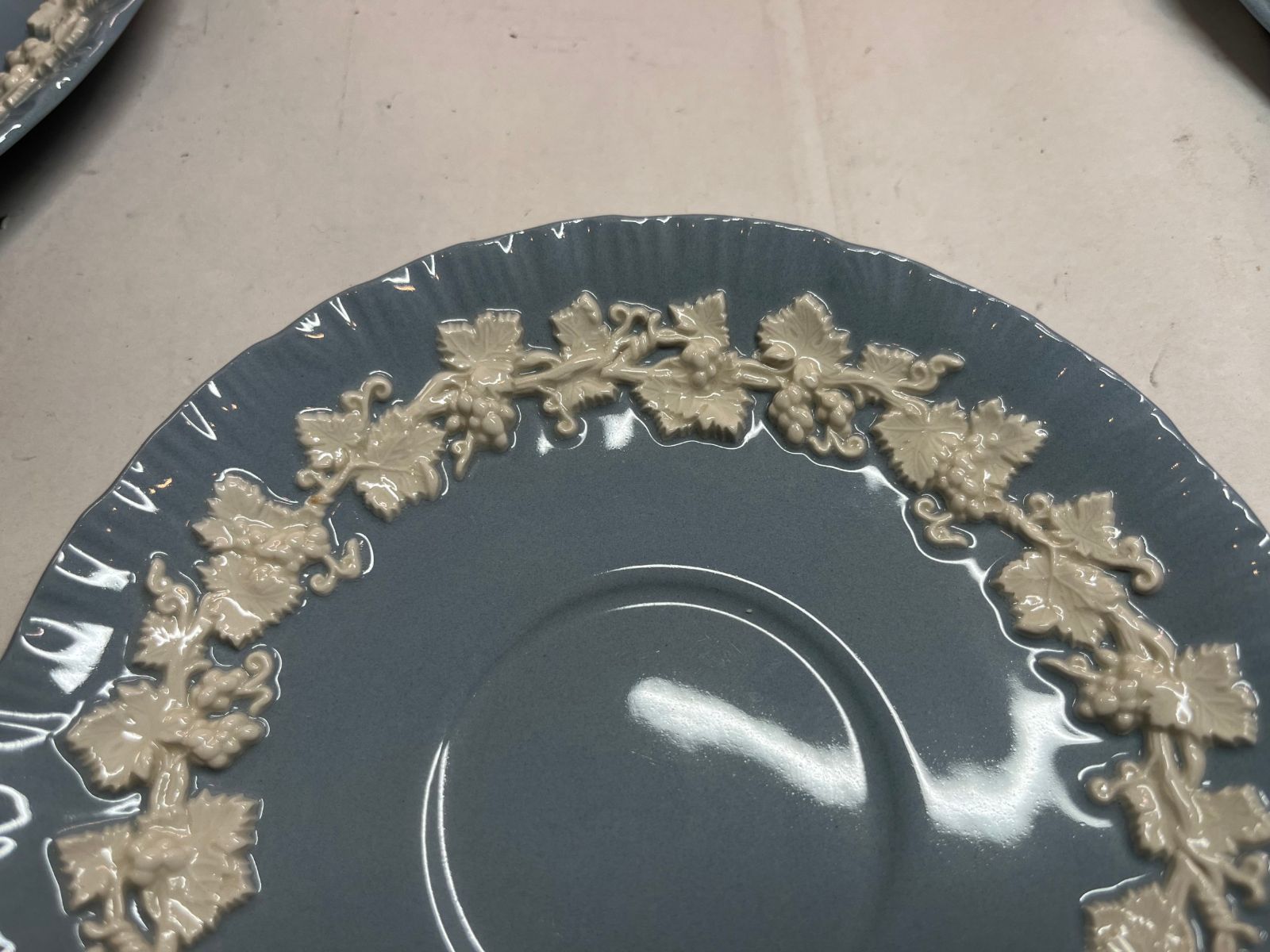 ウェッジウッド エンボスクィーンズウェア WEDGWOOD - 《美品》ウェッジウッド クイーンズウェア エンボス