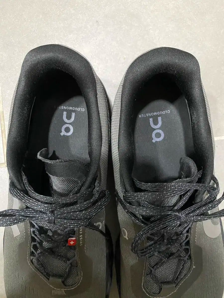 李朝 青磁 陰刻 水指 水差し 陶磁工芸 茶道具 古道具 Q2007 朝鮮