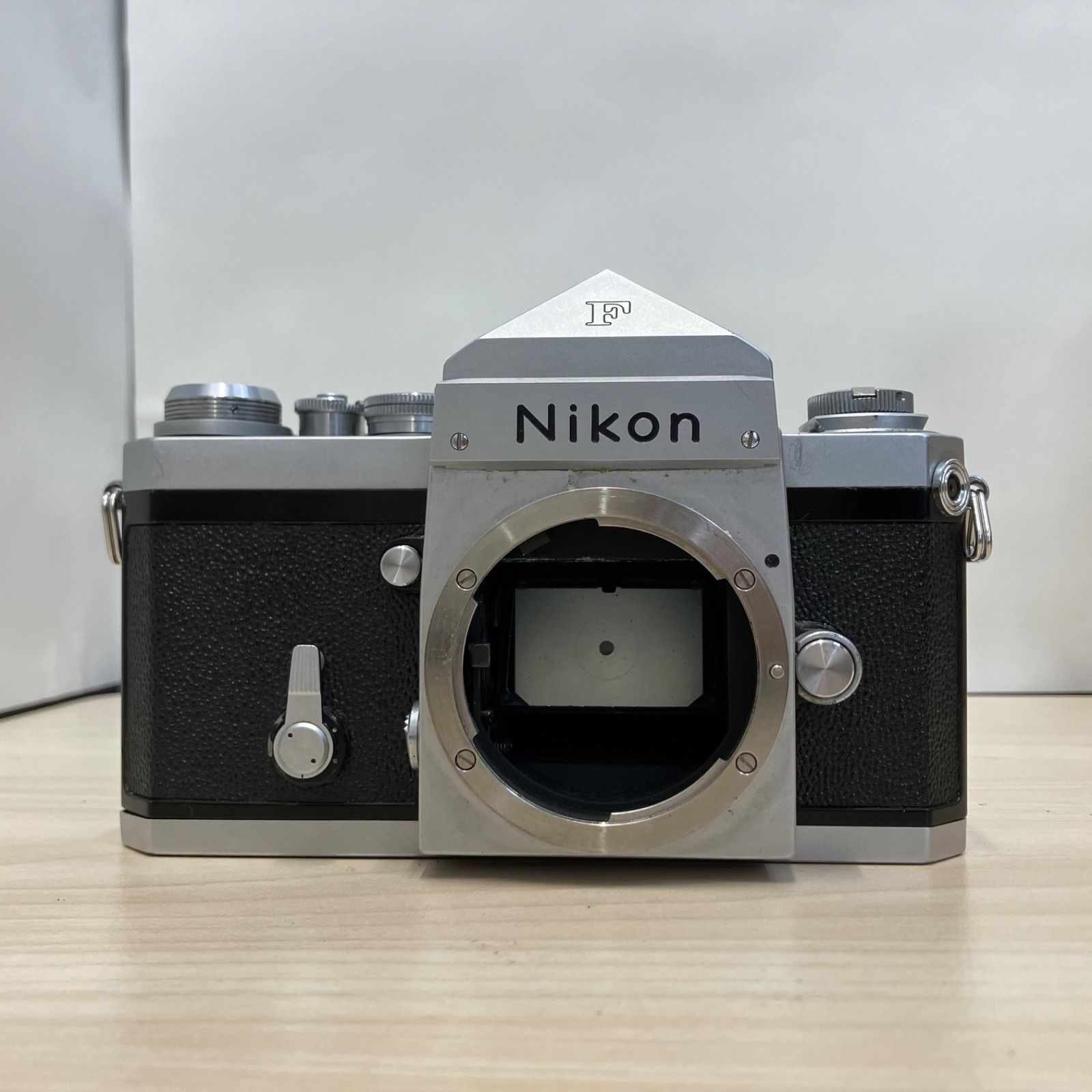 フィルムカメラ Nikon F 16326】 Nikon F アイレベル ニコン フィルムカメラ 一眼レフ - メルカリ