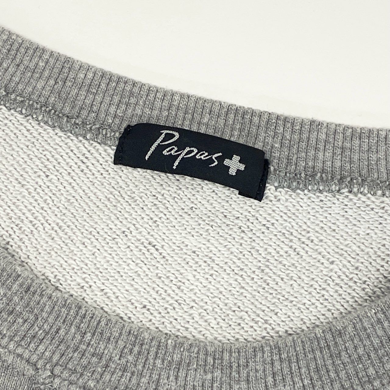12f11 PAPAS＋ パパスプラス トレーナー クルーネック ワッペン 刺繍 