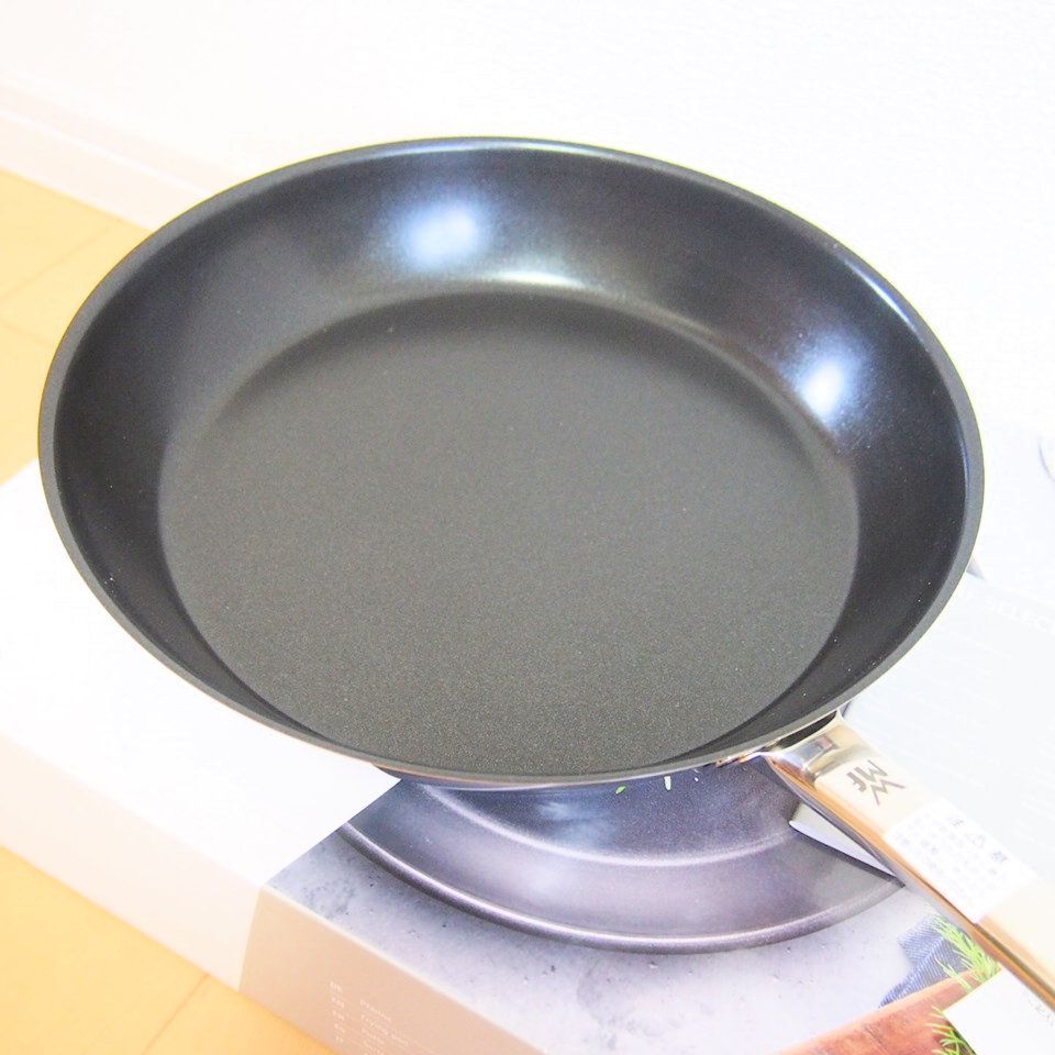 WMF ヴェーエムエフ SELECT it! 28cm フライパン - メルカリ 