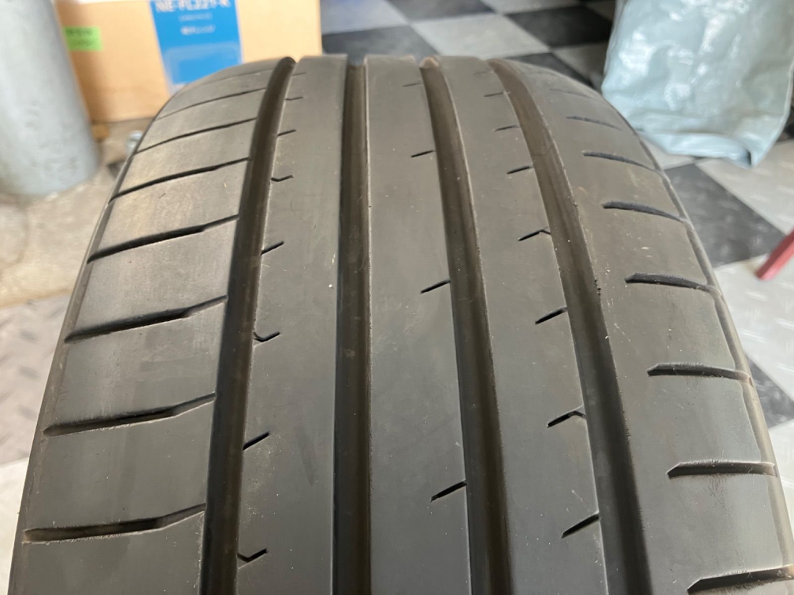 中古タイヤ PROXES R51A 215/45R18 2021年製 1本