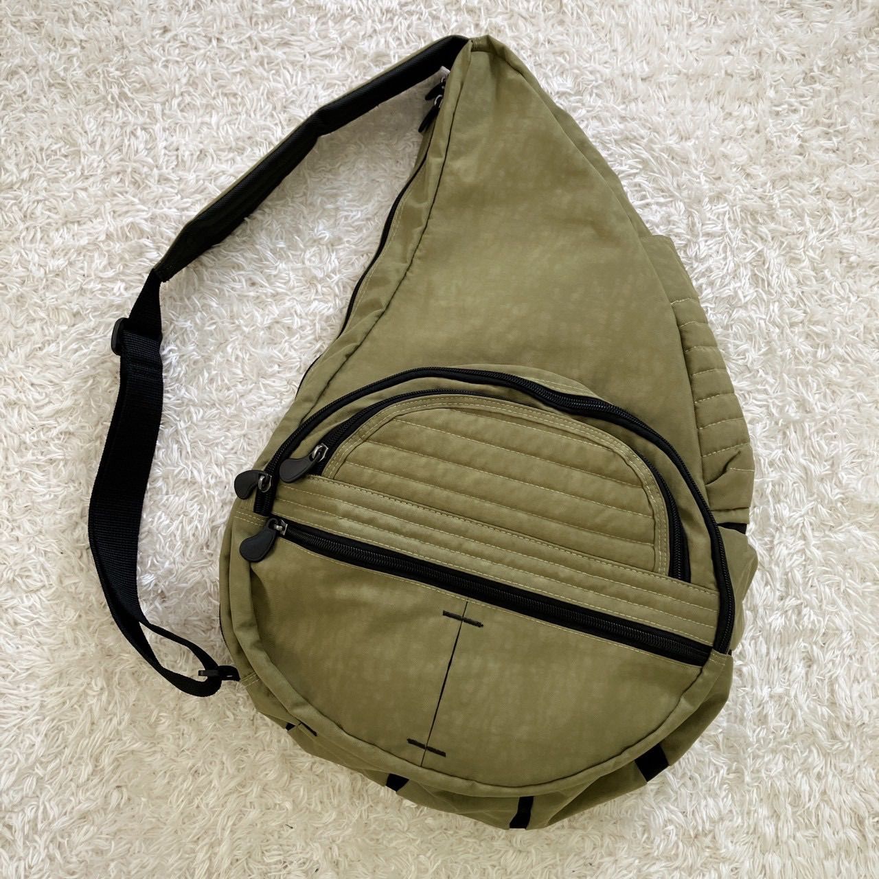 HEALTHY BACK BAG ヘルシーバック ワンショルダーバック ショルダーバッグ ミニポーチ付き 20ℓ カーキ ビック