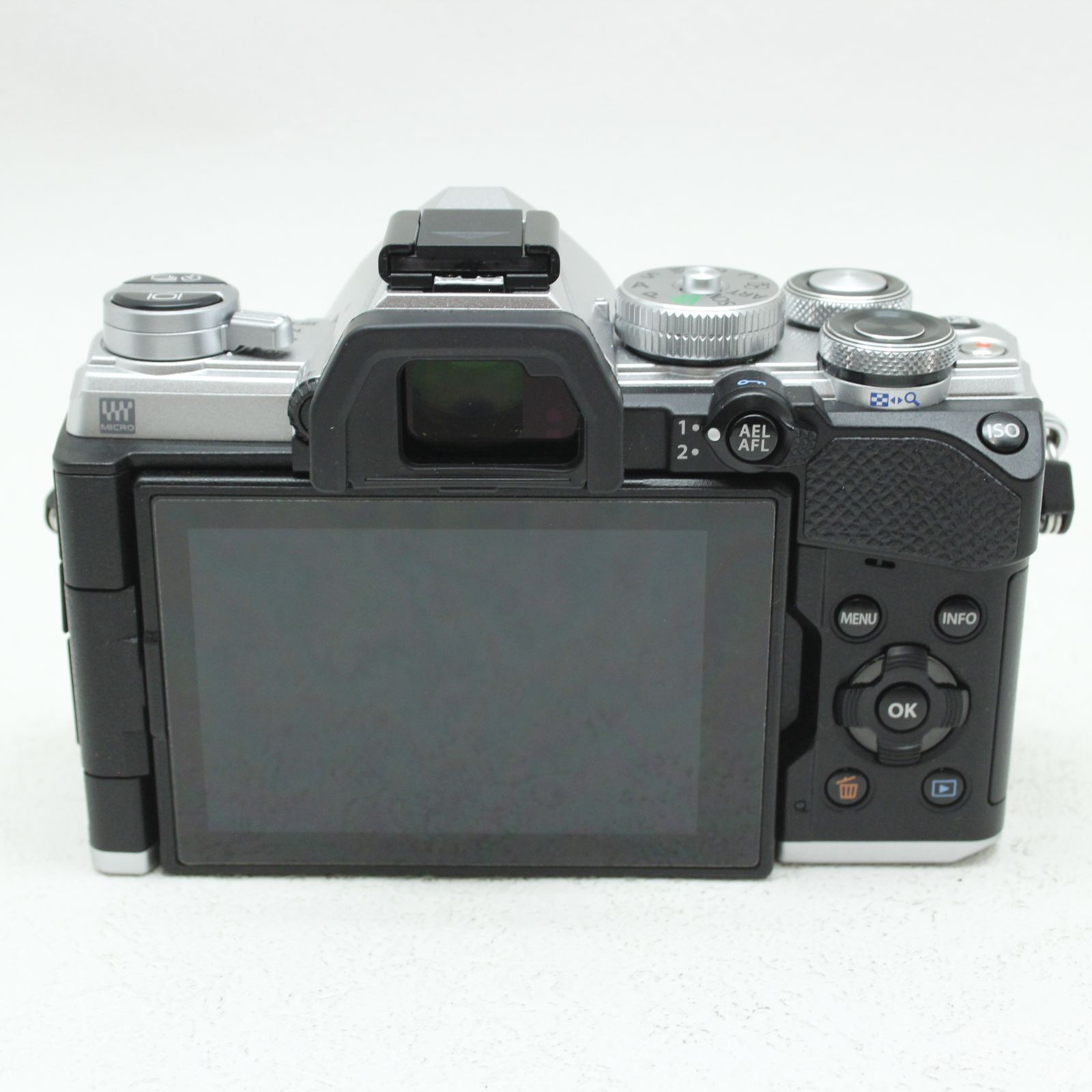 OLYMPUS OM-D