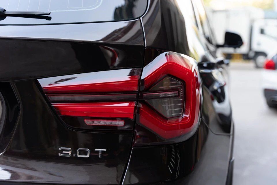 x3f252025g01g08モデル用の車のヘッドライトと信号灯ヘッドライト 2011-2017