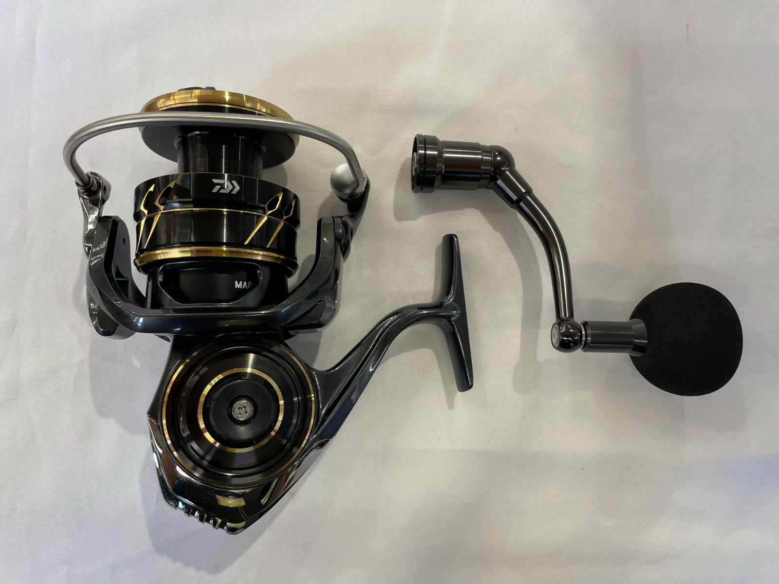 送料無料 ダイワ カルディアＳＷ ８０００－Ｈ　ジギング　オフショア　スピニングリール　ＤＡＩＷＡ　ＣＡＬＤＩＡ　ソルティガ　セルテート　（０７）