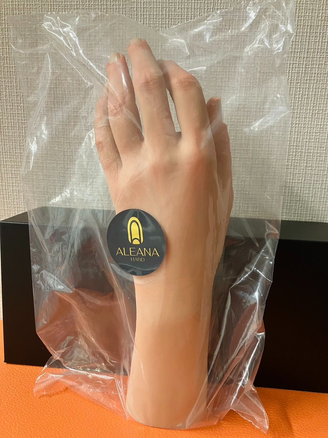 新品・未使用】アリアナハンド フルハンド ワイヤ有 左手 ネイルチップ