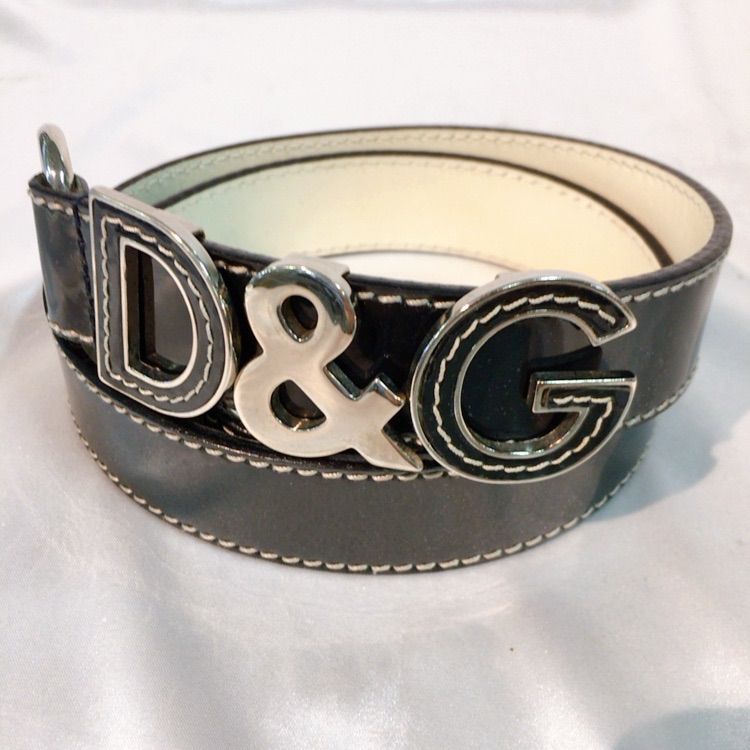 【未使用に近い美品】ドルガバ　エナメルベルト　レディース★ 美品】DOLCE&GABBANA ベルト エナメル - メルカリ