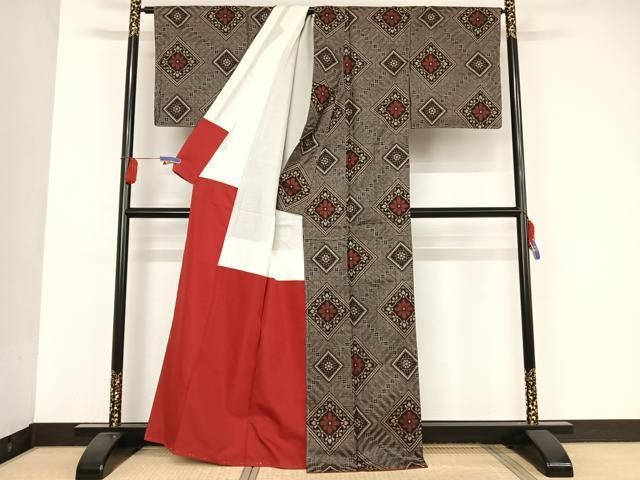 平和屋着物○本場大島紬 龍郷絣 反端付き 正絹 逸品 未使用 AAAU0369np  