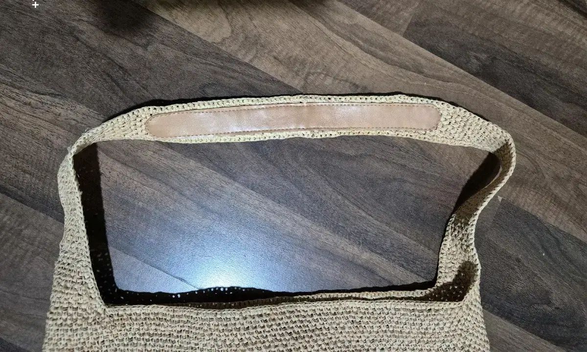 Helen Kaminski（ヘレンカミンスキー) ラフィアショルダー Helen