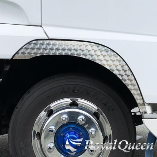 20％オフ ♪ UDTRUCKS フレンズコンドル H22.11～ フェンダーパネル ステンレス ウロコ柄 左右セット RQFP6U