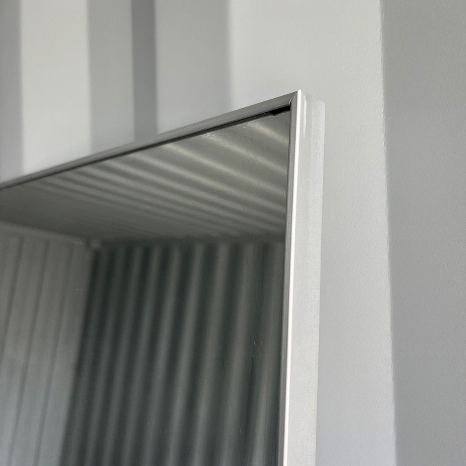 取付無料！シンプルモダン イタリア製全身鏡 姿見 大型壁掛けミラー✨ 地域限定』取付無料！シンプルモダン イタリア製全身鏡 姿見