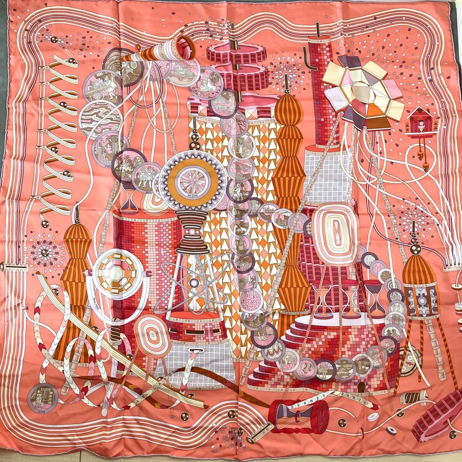 【希少】エルメス　カレ90　時の実験室 800000117232000-4_7b633460-