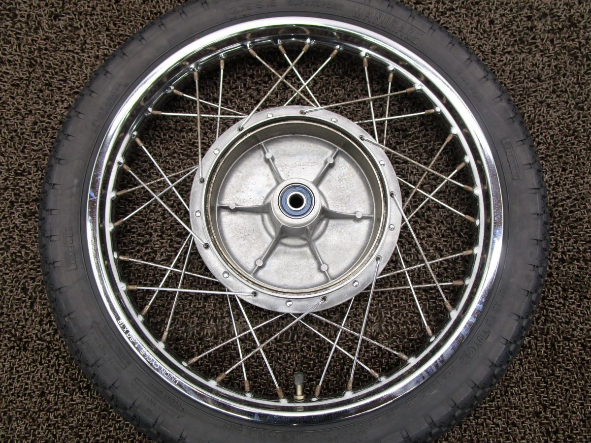 CBM72 フロントホイール □A5806 CBM72 ホンダ CBM72E ドリーム キャブ車 TYPE2