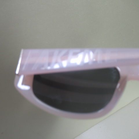 ☆です‼️他の方は購入お控えください‼️ FAKEME フェイクミー ピンク スケルトン cutout サングラス 韓国発