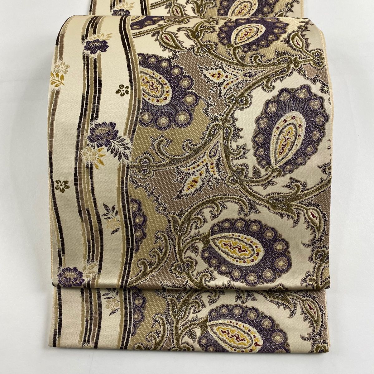 袋帯 名品 草花 よろけ縞 金糸 ベージュ 六通 正絹