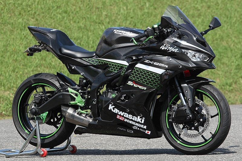 Kawasaki Ninja | ZX-25R - ZX-4R 0 ZX-4RR 1 in New vs Seastar