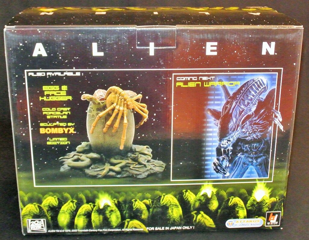 ATTAKUS BLISTER COLD CAST PORCELAIN STATUE ALIEN BIRTH 3 EGGS - 1 FACE HUGGER