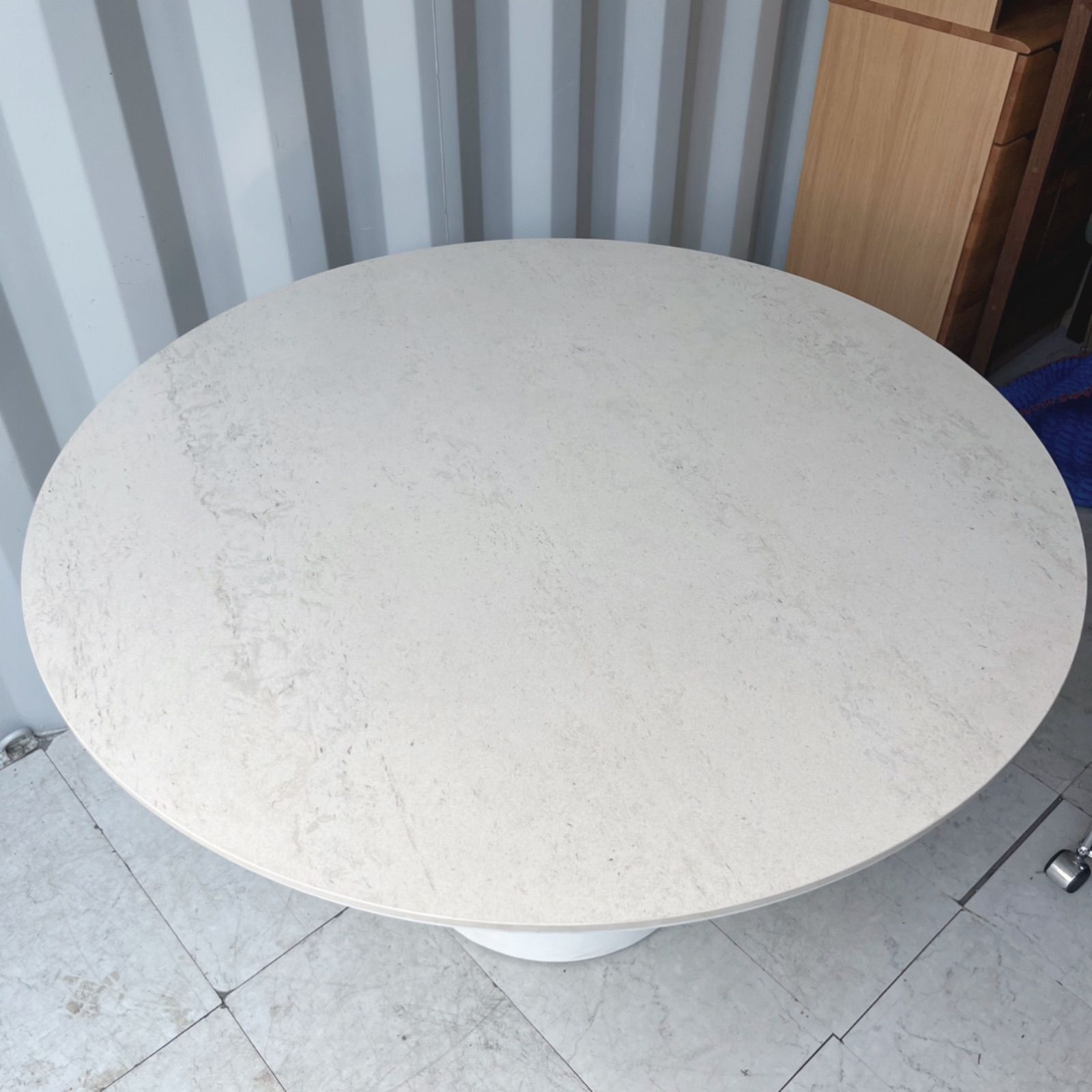 取付無料！アルフレックス コラム DEKTON モダンダイニングテーブル✨ 取付無料！アルフレックス コラム DEKTON モダンダイニング